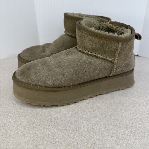 Women’s Ugg Classic Ultra‎ Mini Platform Booties Size EU 39 US 8 - Picture 4 of 10